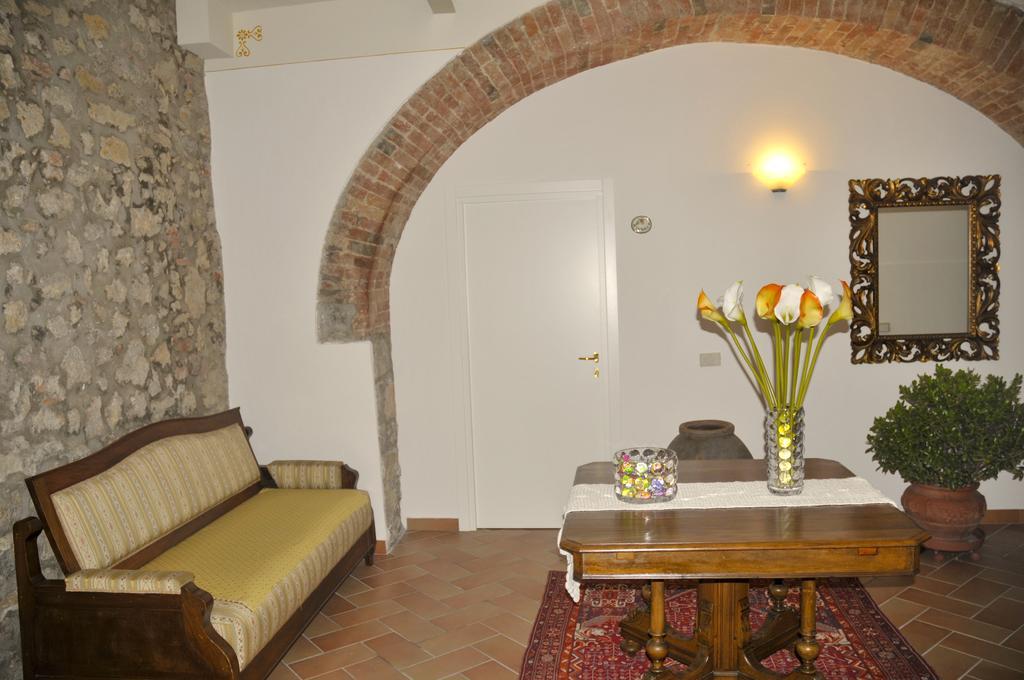 Podere Lornanino Bed & Breakfast Monteriggioni Exterior foto