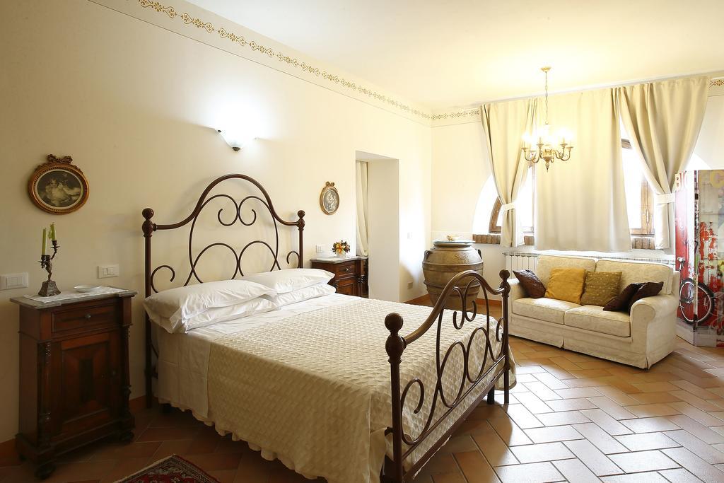 Podere Lornanino Bed & Breakfast Monteriggioni Exterior foto