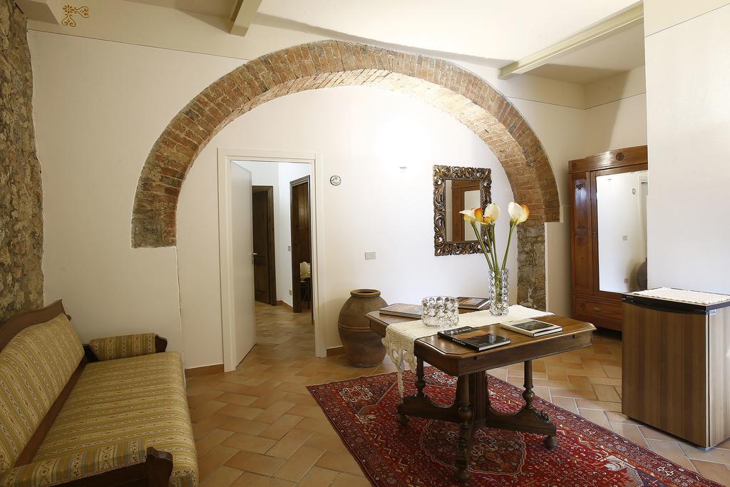 Podere Lornanino Bed & Breakfast Monteriggioni Exterior foto