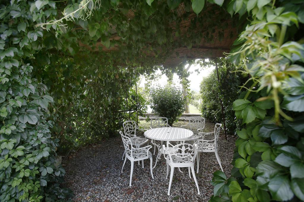 Podere Lornanino Bed & Breakfast Monteriggioni Exterior foto